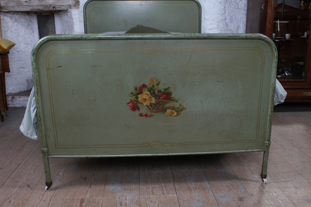 Very lovely rare painted French iron double bed View II