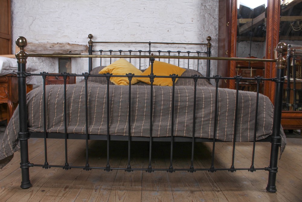 Quality super king size Victorian brass and iron bed View VIII