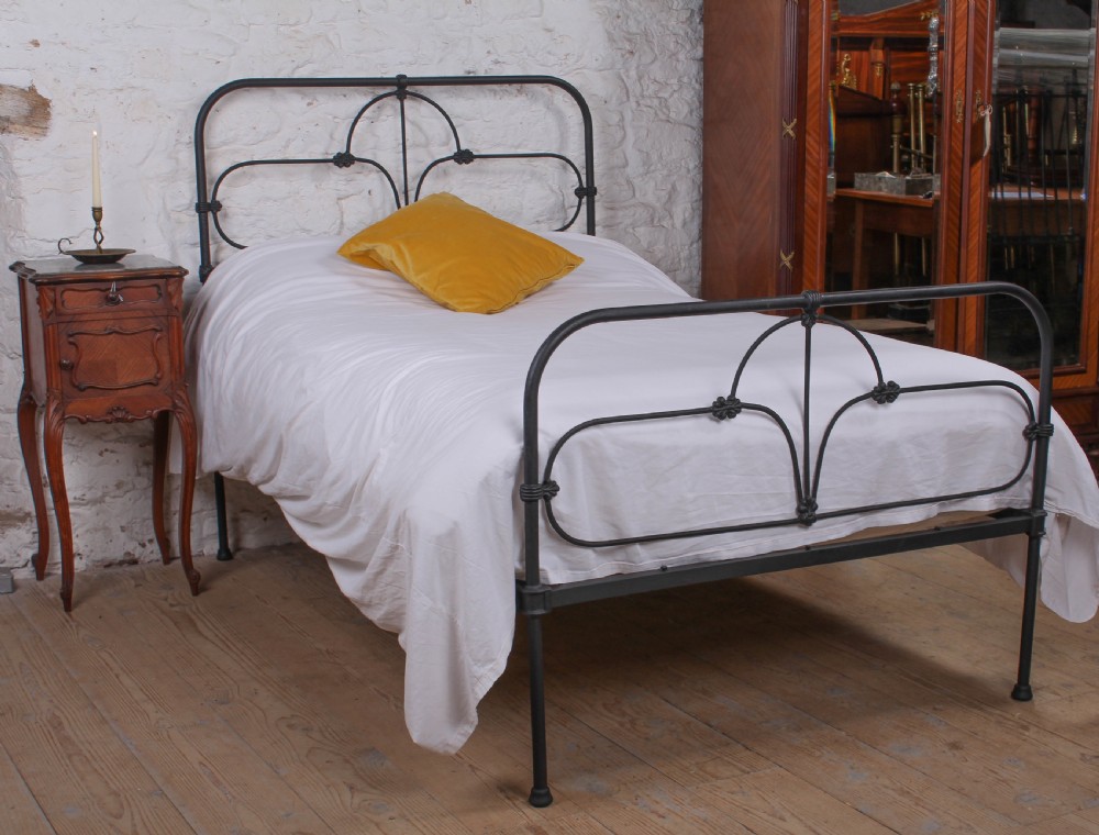 Attractive Irish all iron queen size bed View III