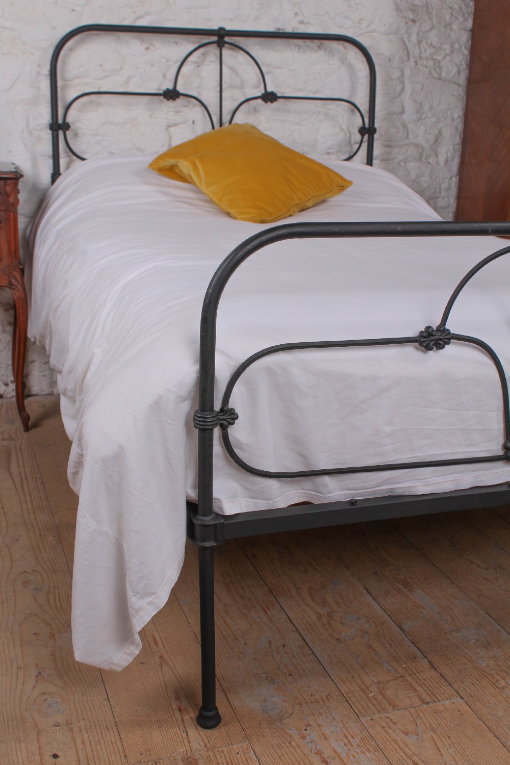 Attractive Irish all iron queen size bed View V