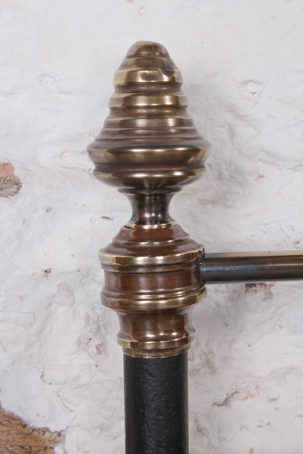 Classic black and brass king size no end bed View V