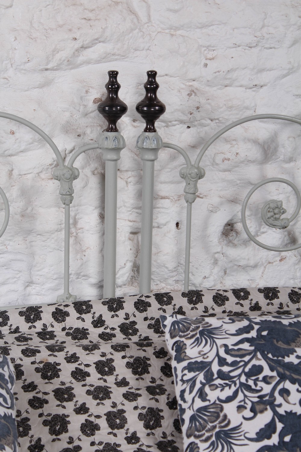 Very pretty pair of early Victorian no end single beds (can be joined) View VI
