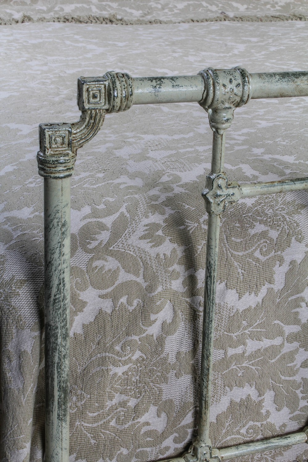 Lovely Victorian all iron NO end king size bed  View IX