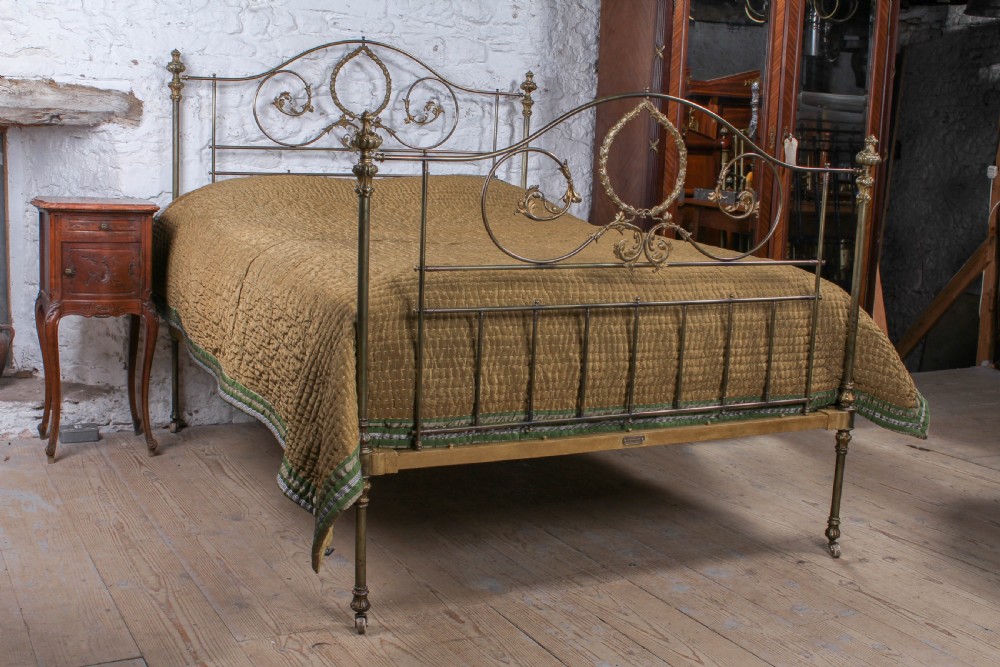Beautiful rare  Winfield all brass king size bed