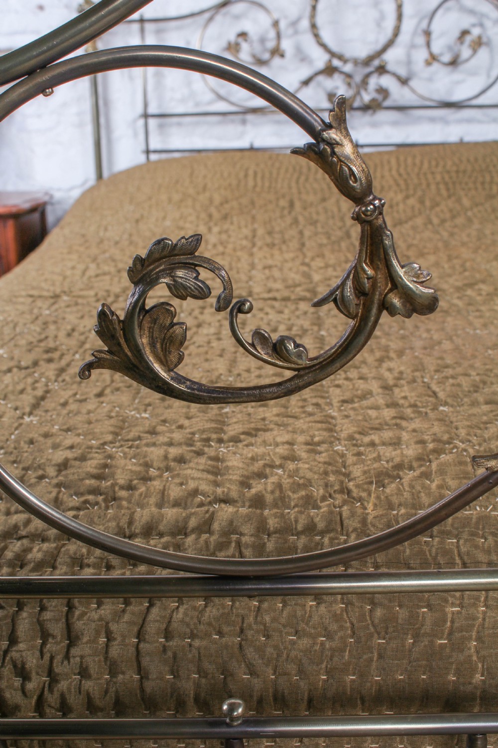 Beautiful rare  Winfield all brass king size bed View X