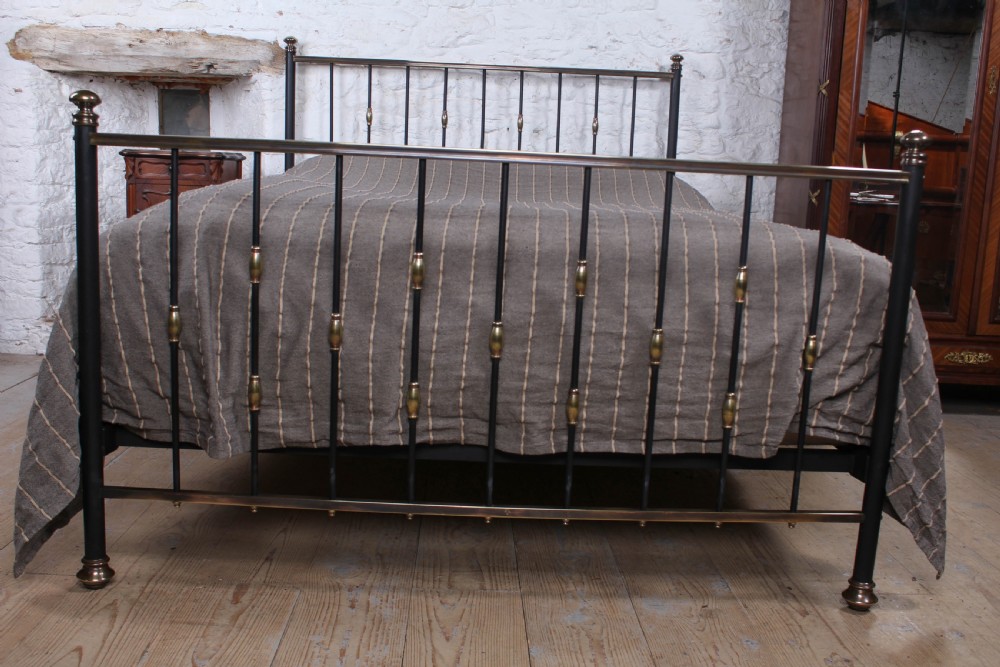 Super elegant and individual Edwardianking size brass and iron bed  View II