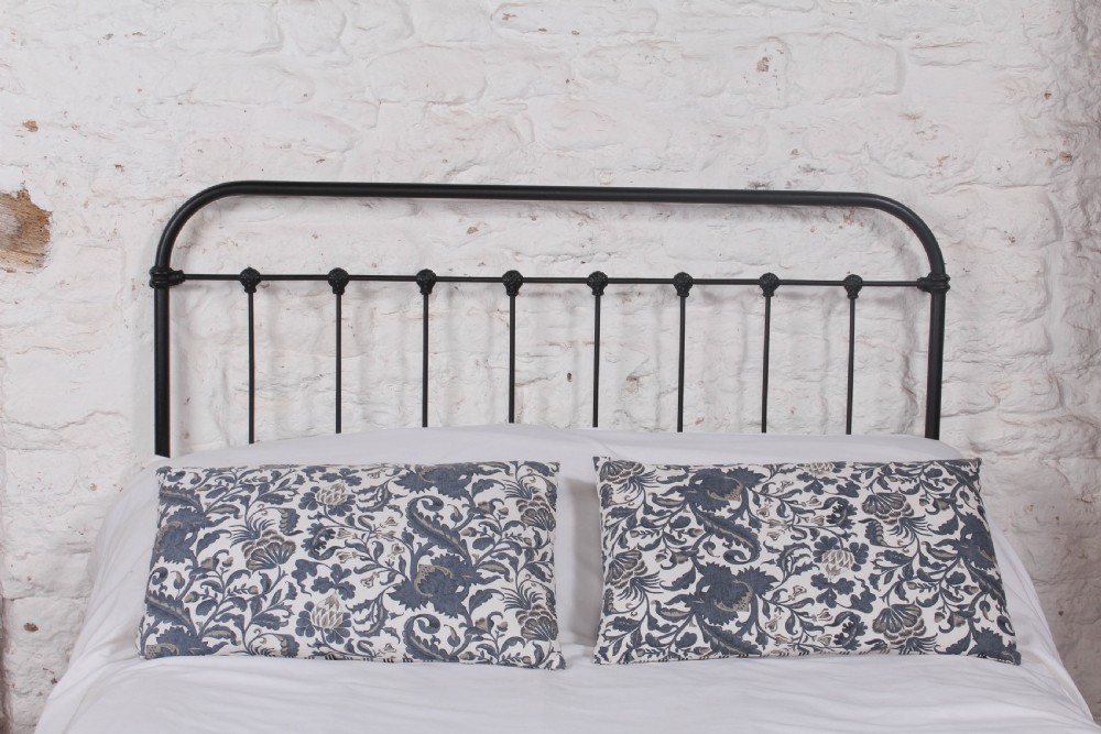 Fashionably simple French all iron double no end bed. View II