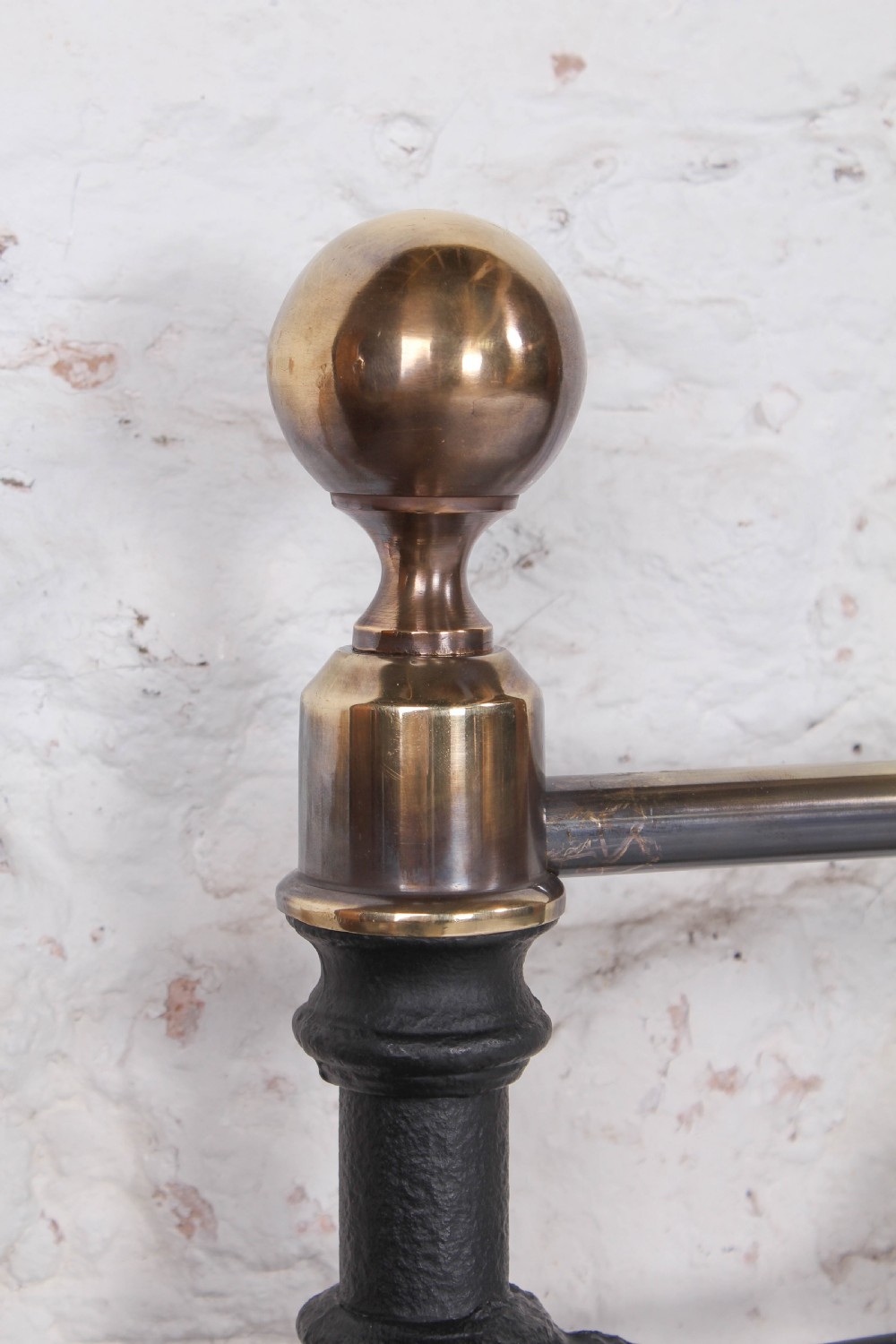 Individual classic Victorian brass and iron no end king size bed View IV