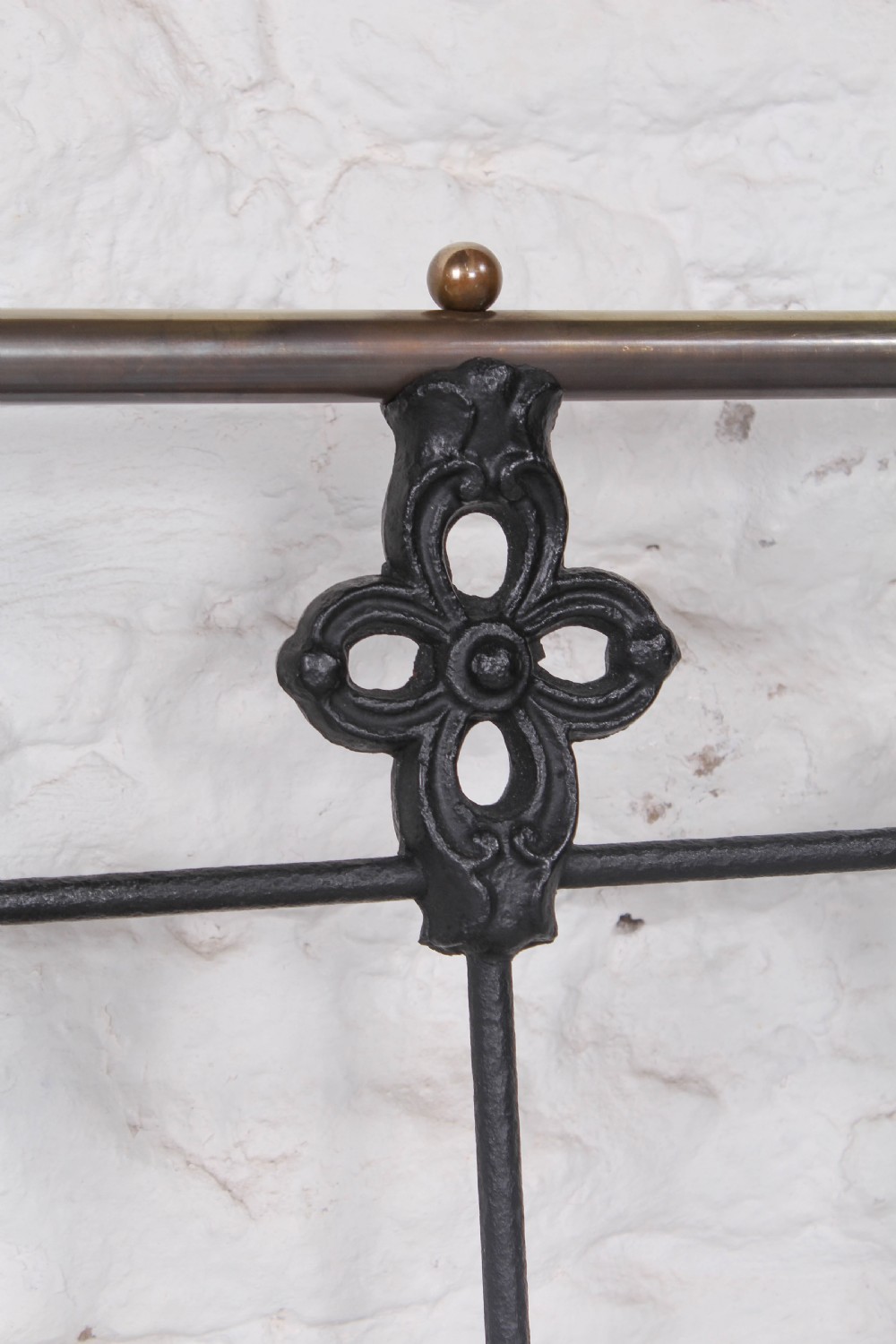 Individual classic Victorian brass and iron no end king size bed View V
