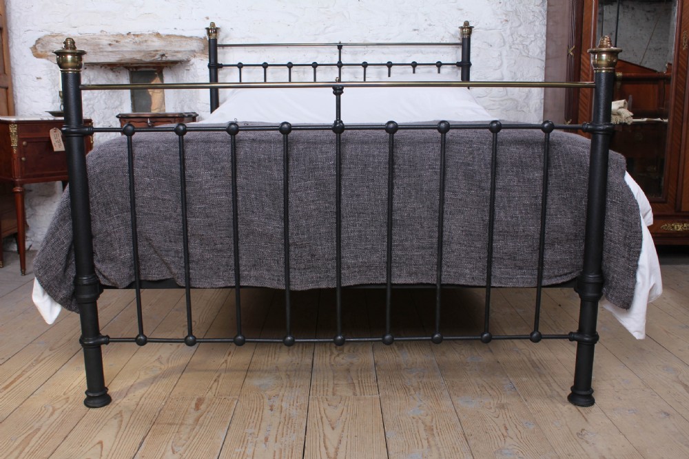 Sturdy classic Edwardian king size bed View II