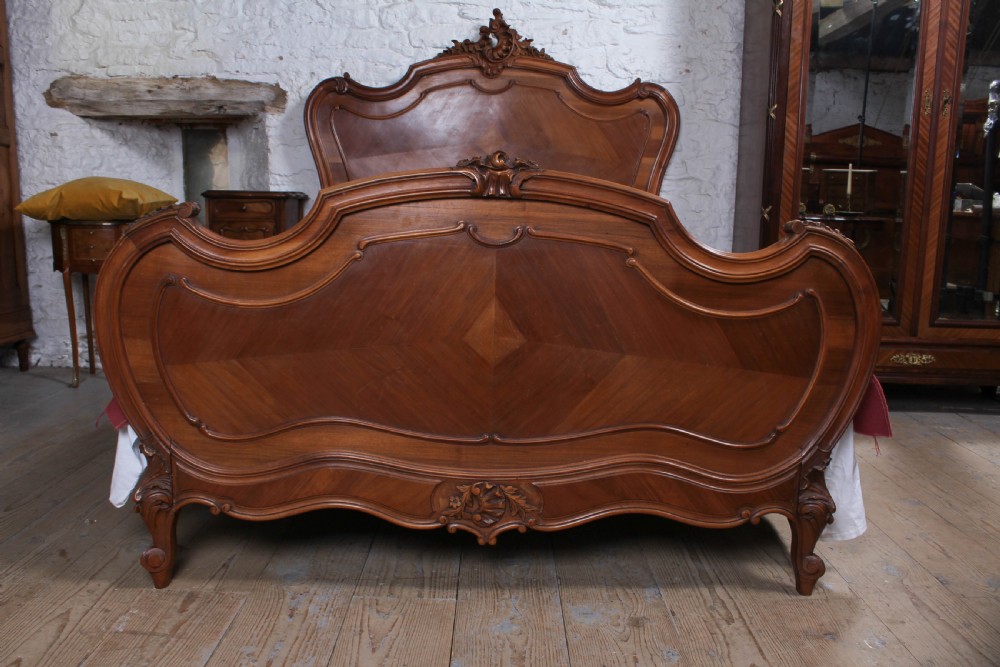 Lovely  quarter veneer Louis XV Style double bed View II