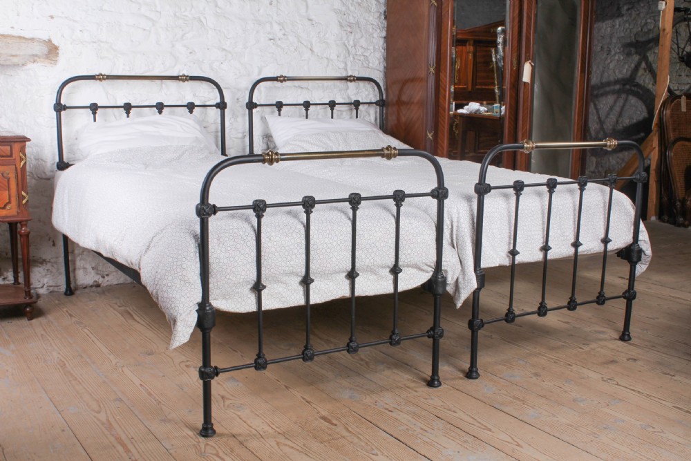 Lovely pair of single Victorian single beds (can be joined) 