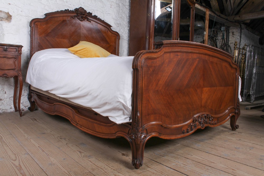 Spectacular walnut Louis XV style king size bed  View VII