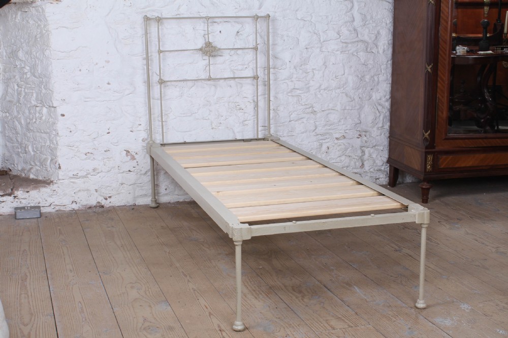 Very early Victorian small single iron no end bed 