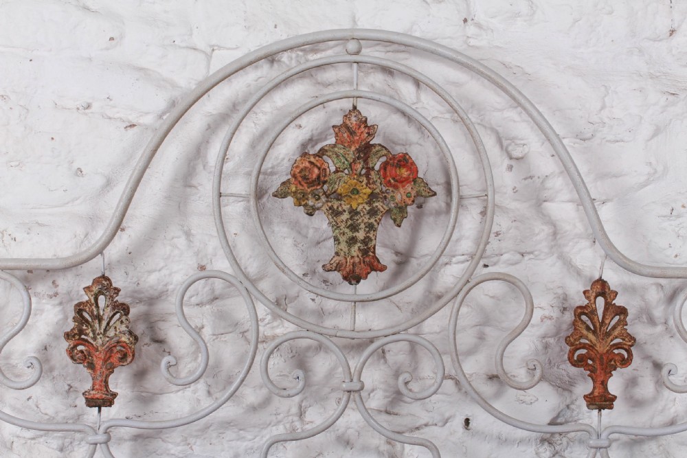 Very pretty forged iron Portuguese king size bed View VI