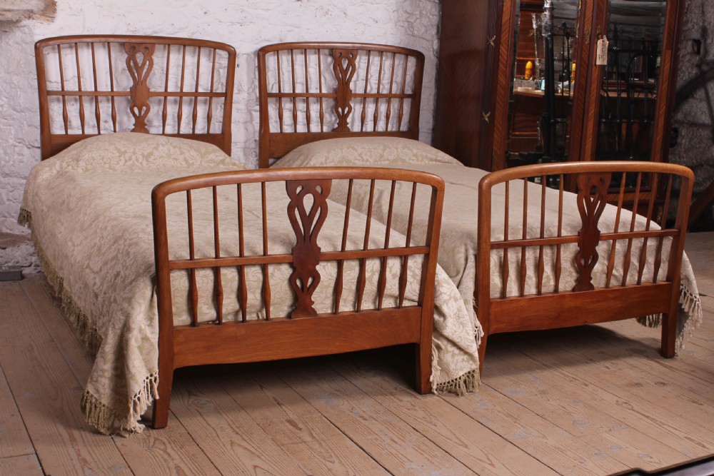 Nice pair of Heals oak single beds View II