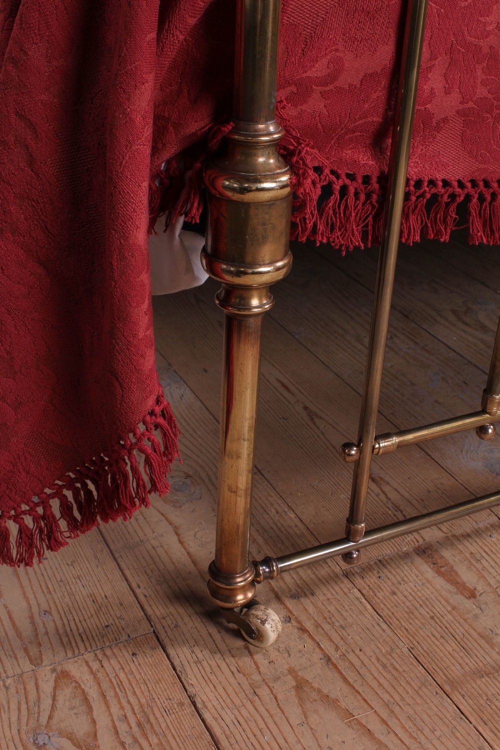 Rare individual classic Victorian iron and brass king size bed View III