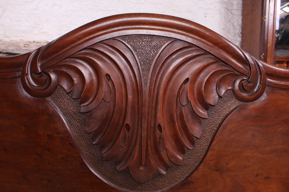 Fabulous quality solid mahogany king size bed View VIII