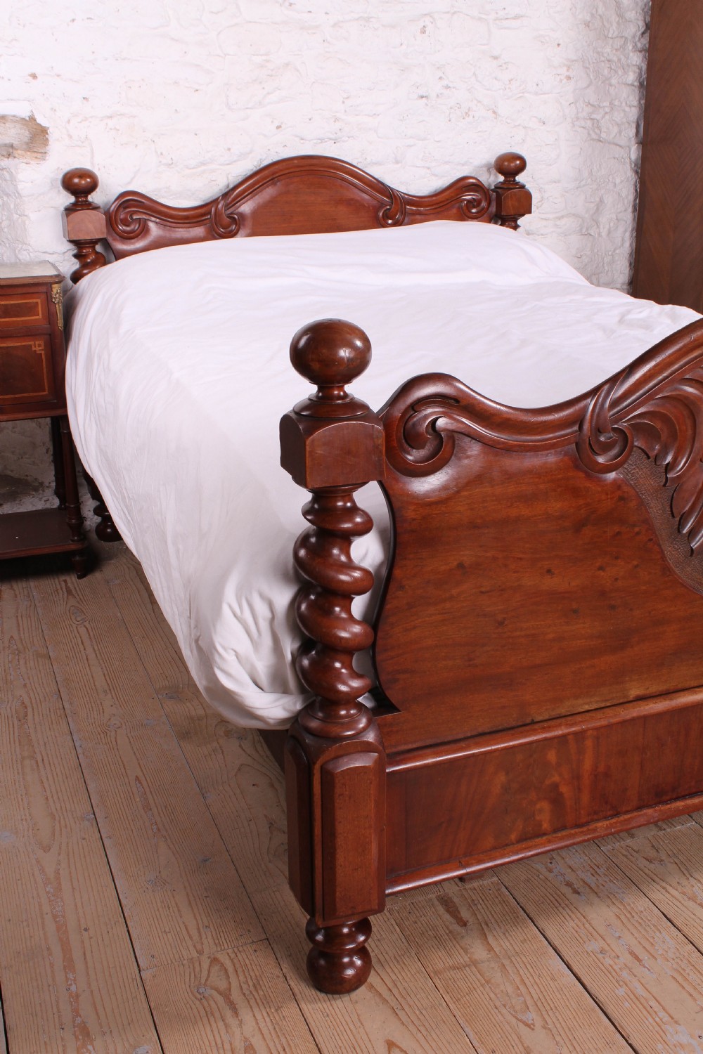Fabulous quality solid mahogany king size bed View X
