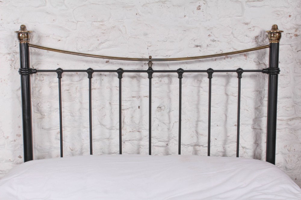 Classic Edwardian dip rail black and brass bed View VI