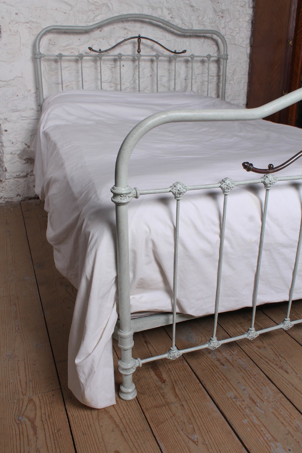Pretty Iron and Brass French king size bed View VI