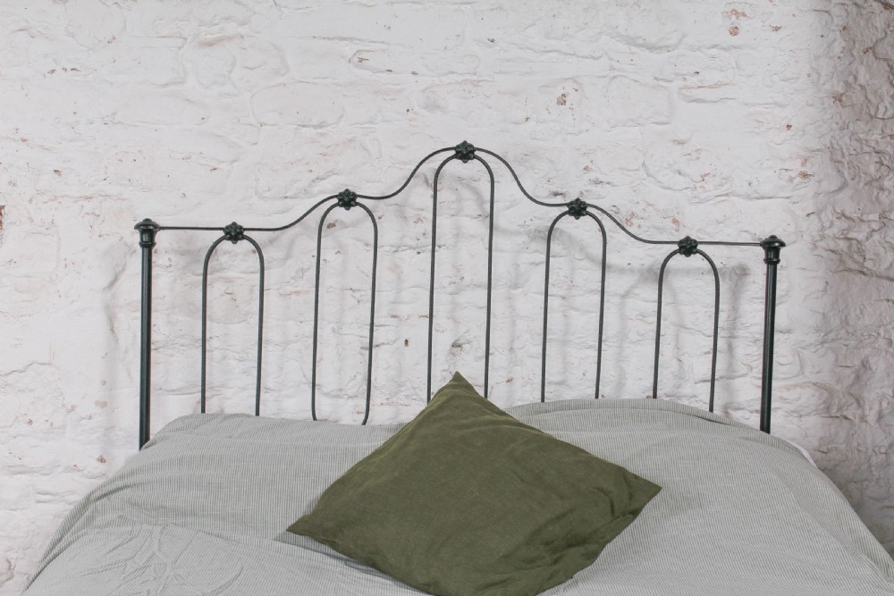 Lovely early iron no end double bed View II