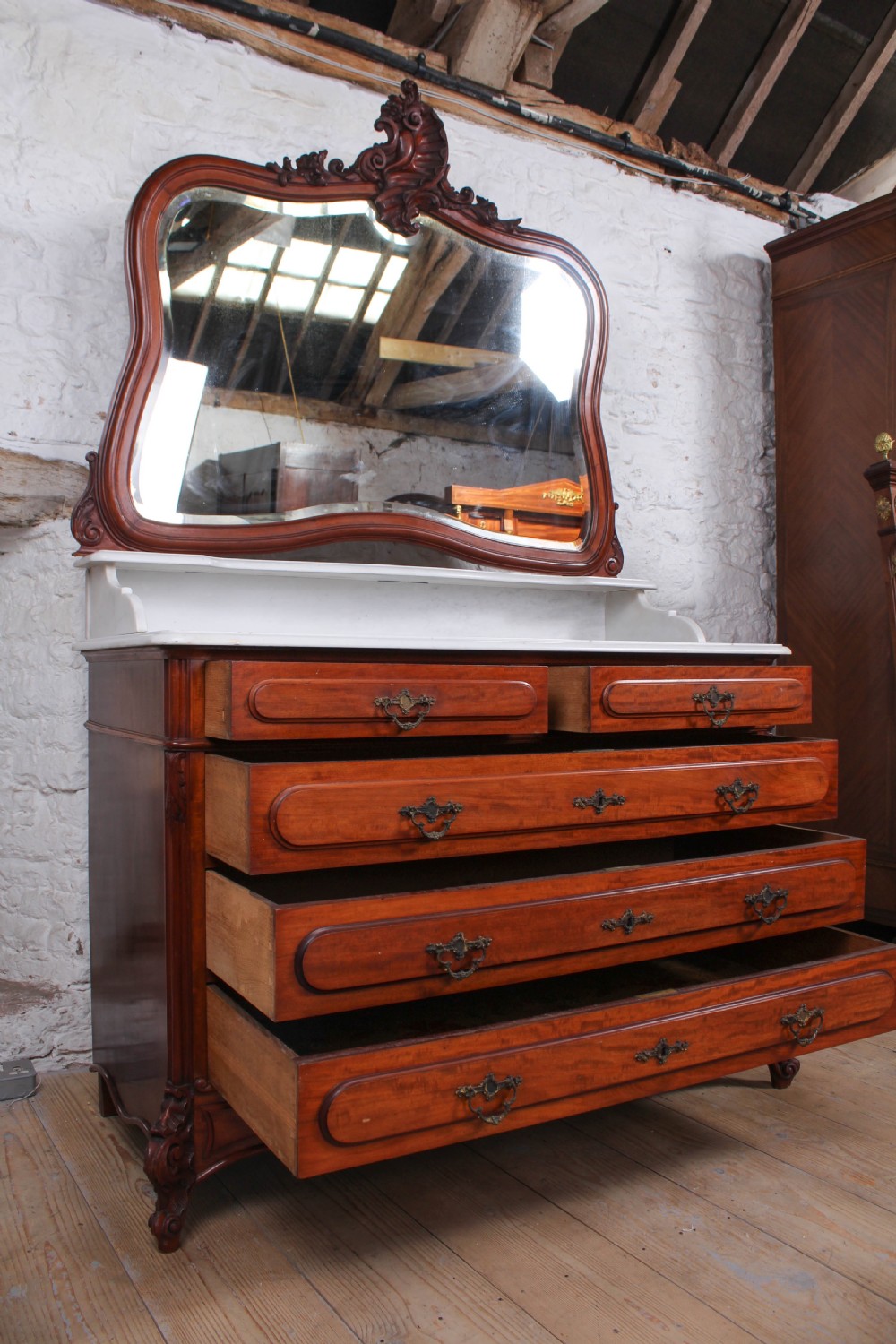 Louis XV style 5 Drawer Chest of Drawers with mirror and marble top. View VIII