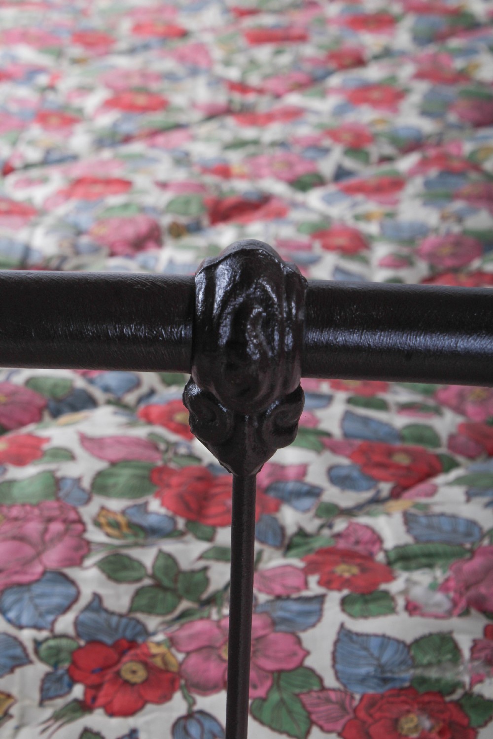 Attractive all iron Irish double bed View III