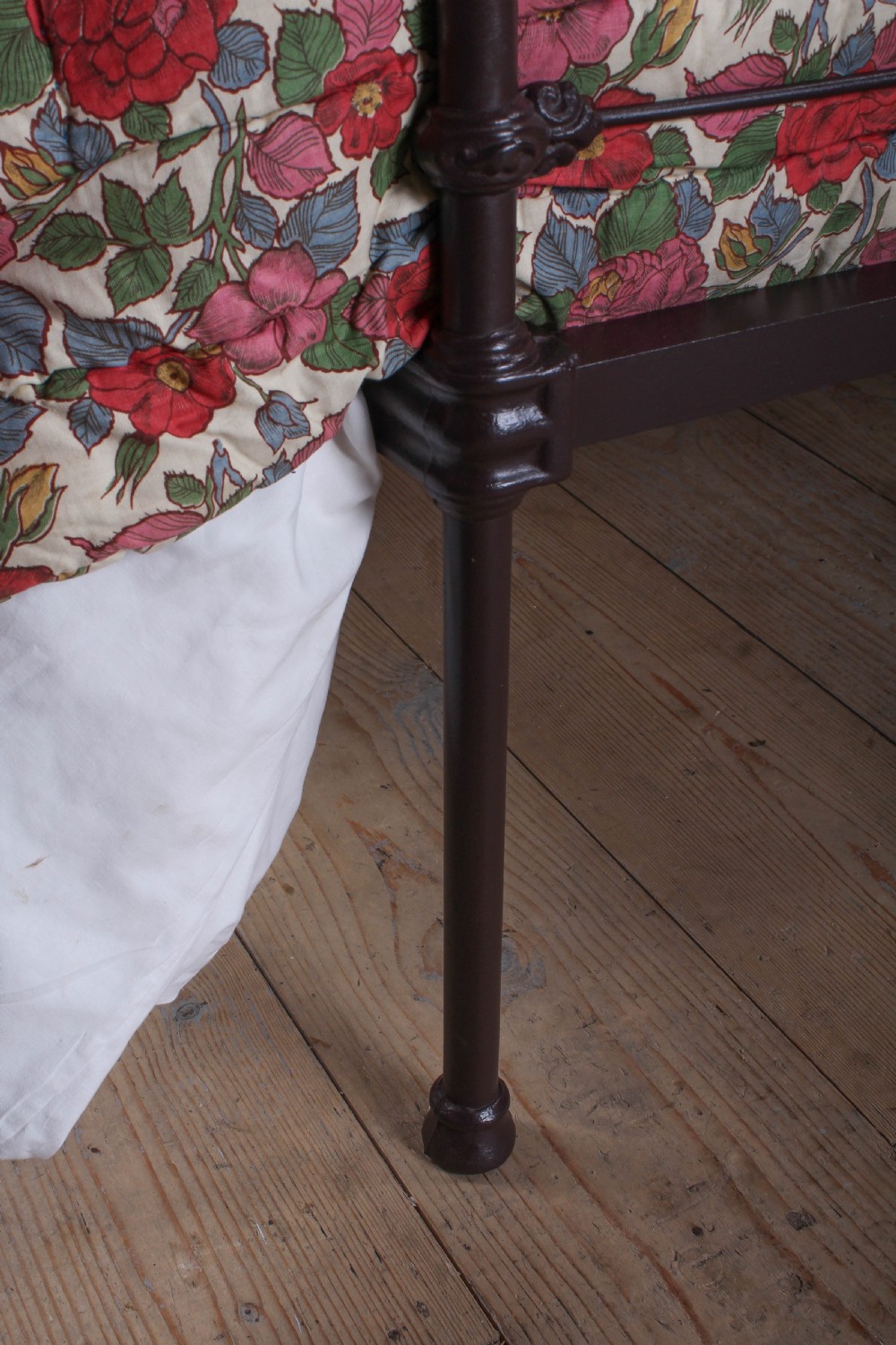 Attractive all iron Irish double bed View VI