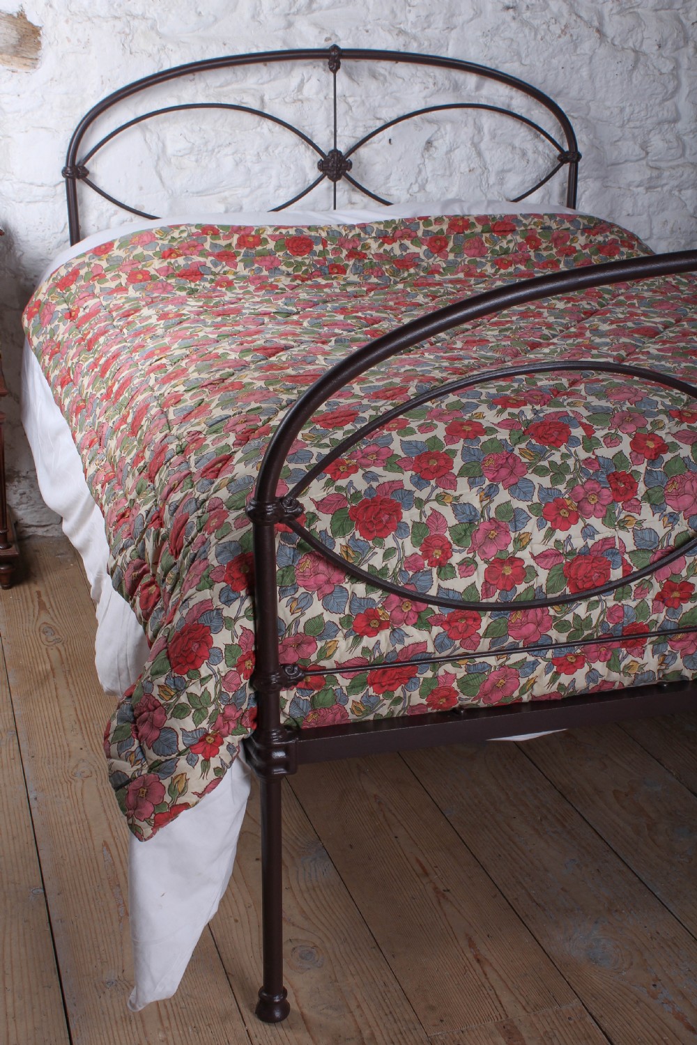 Attractive all iron Irish double bed View VII