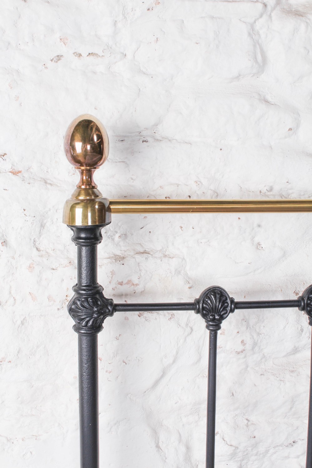 Black and aged brass Victorian no end king size bed View V