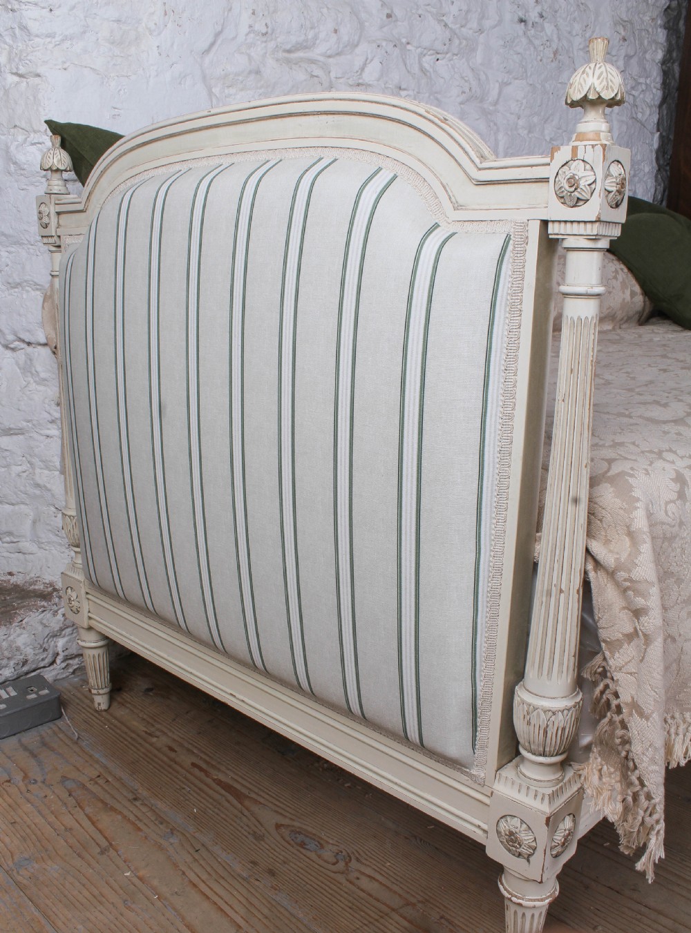 Lovely newly upholstered French day bed View IV