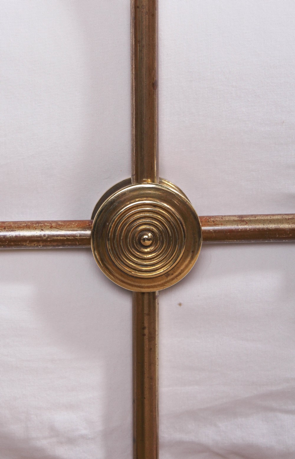 Individual Classic Victorian 5Ft brass and iron king size bed View VI