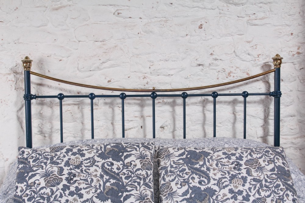 Classic Edwardian dip rail brass and iron double bed View II