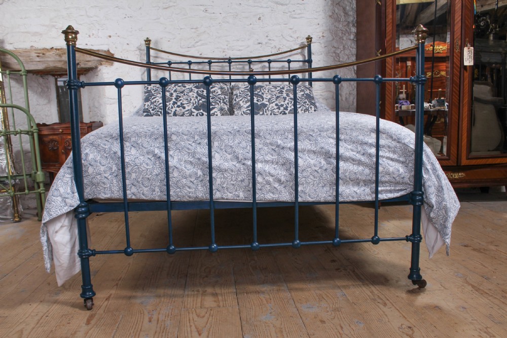 Classic Edwardian dip rail brass and iron double bed View III