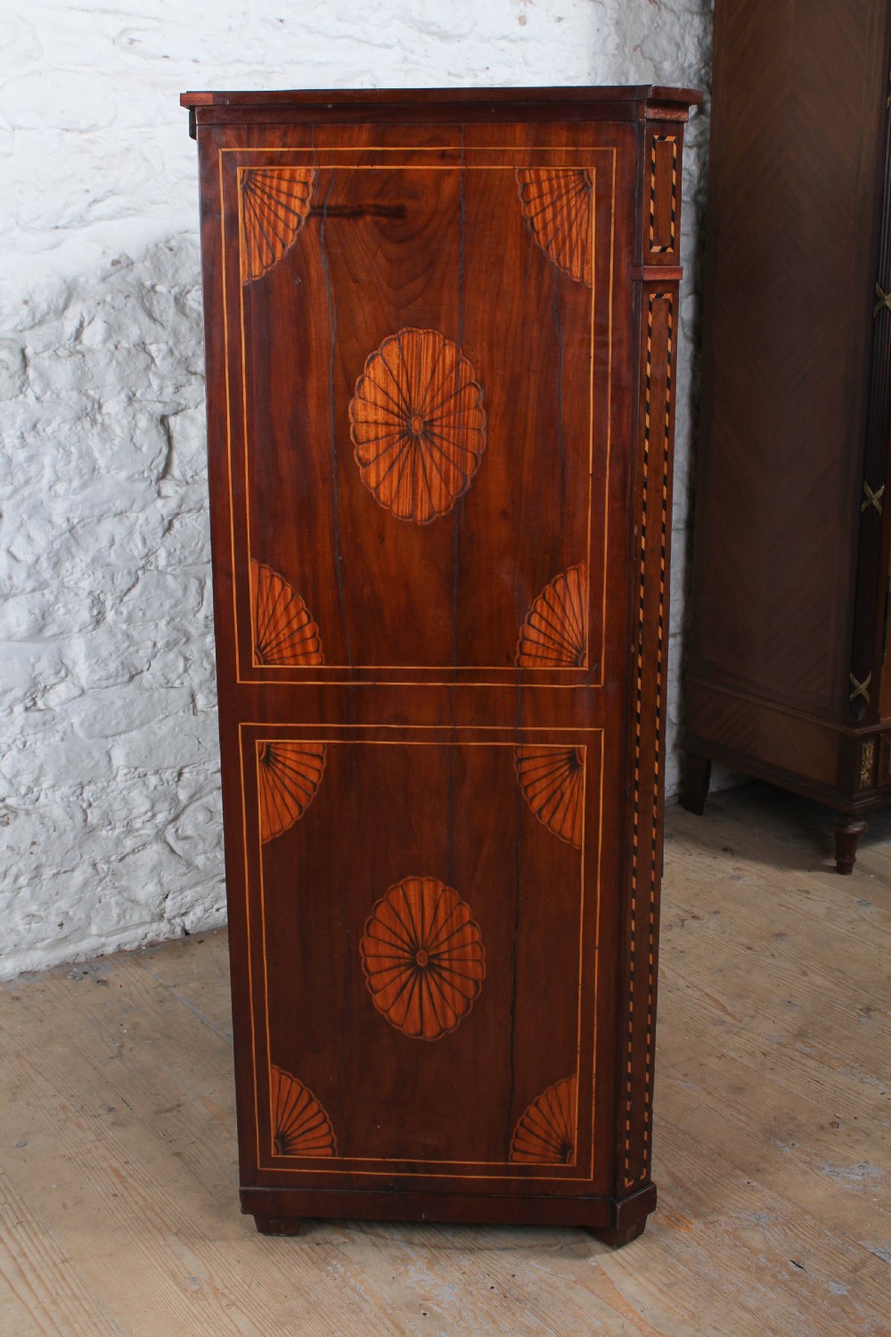 Handsome late 18th century Dutch marquetry tallboy chest of drawers  View III