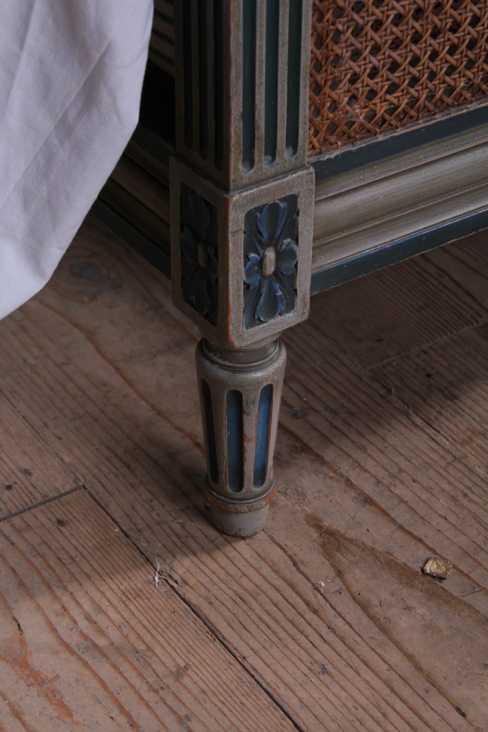 Attractive Caned king size bed with fluted posts  View V