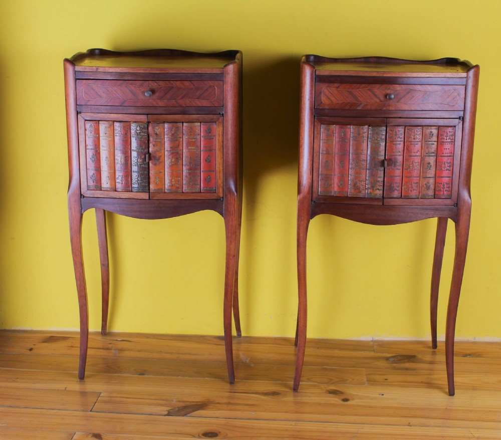 Fabulous leather book back decorated pair of French walnut bedsides