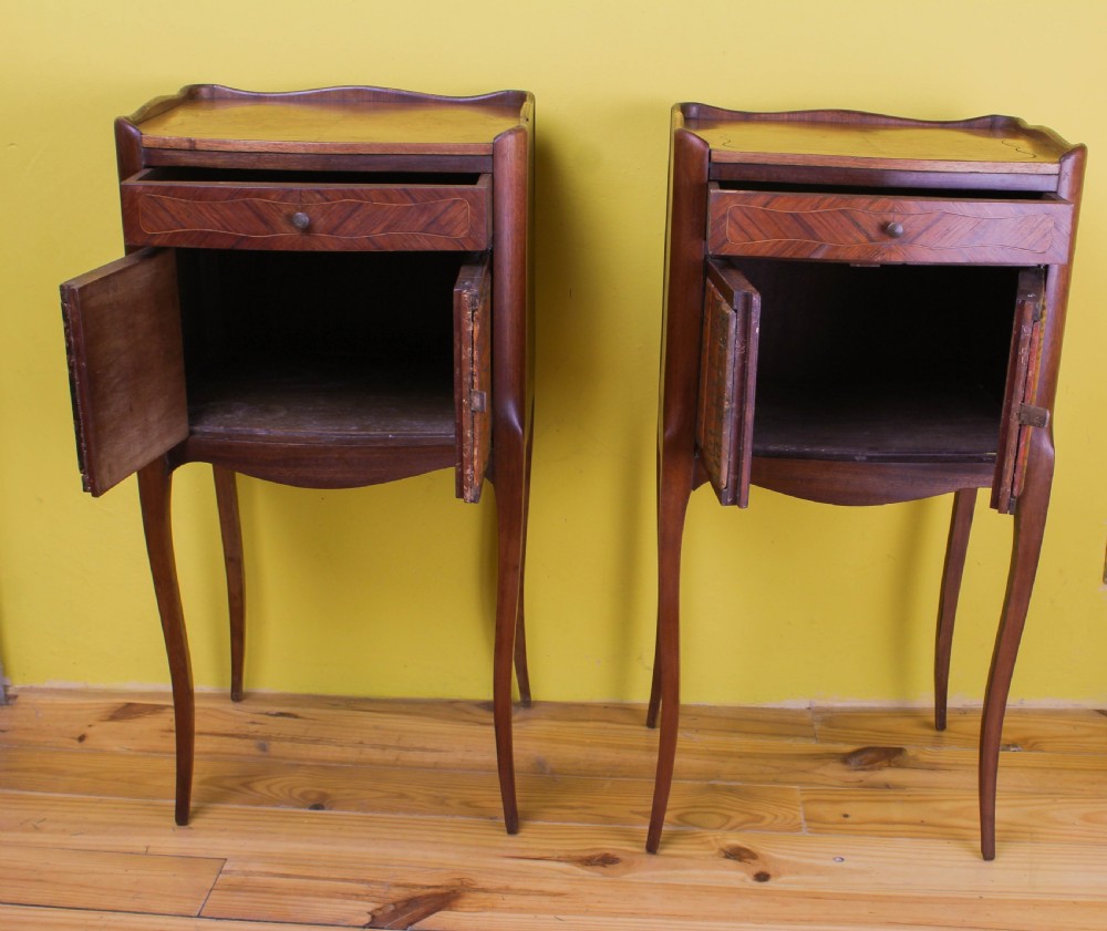 Fabulous leather book back decorated pair of French walnut bedsides View III