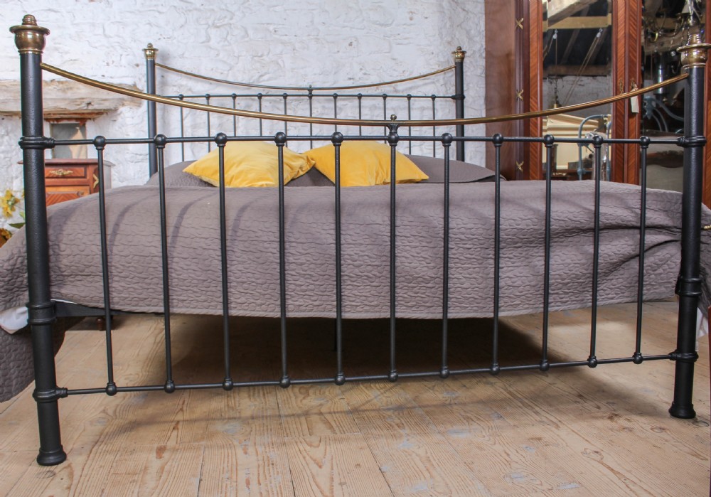 Quality super king size classic Edwardian dip rail View IV