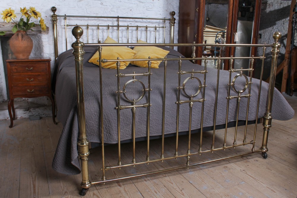 Exquisite All Brass Super king Bed With Interesting Ring Detail. 