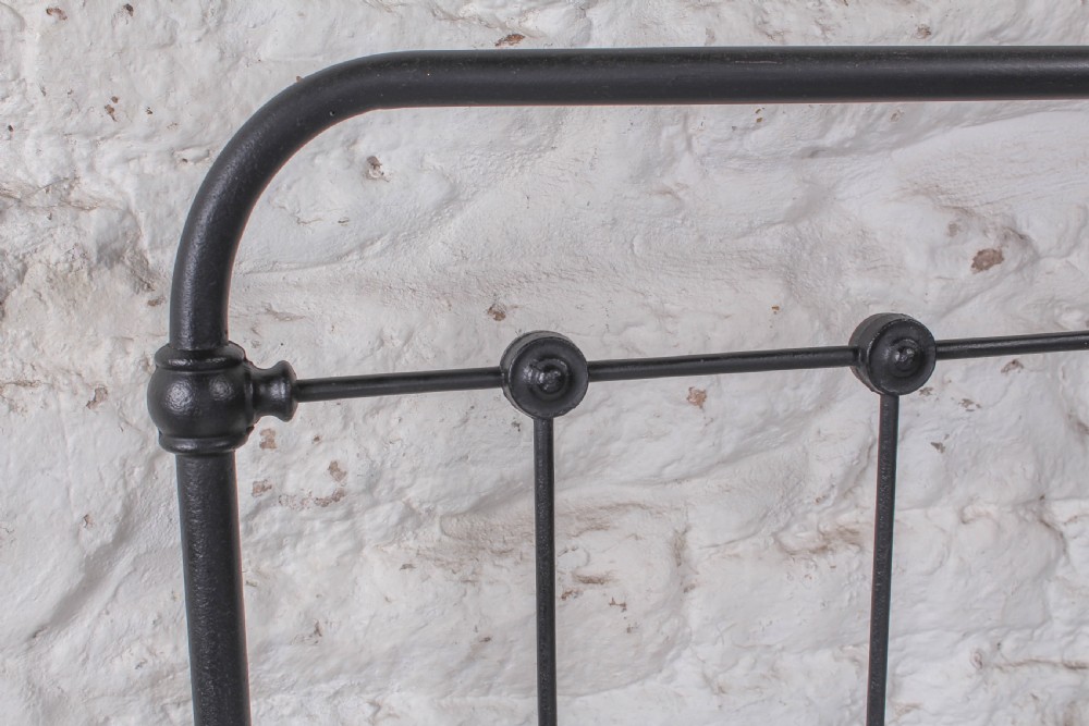 Simply pleasing French all iron no end double bed View II