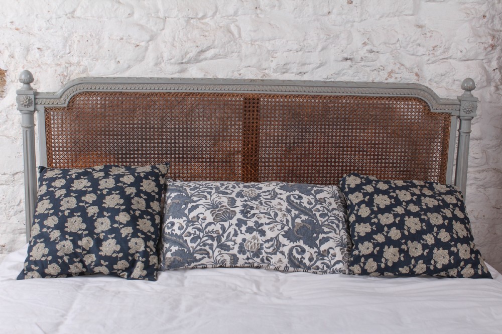 Attractive carved caned king size bed  View VI