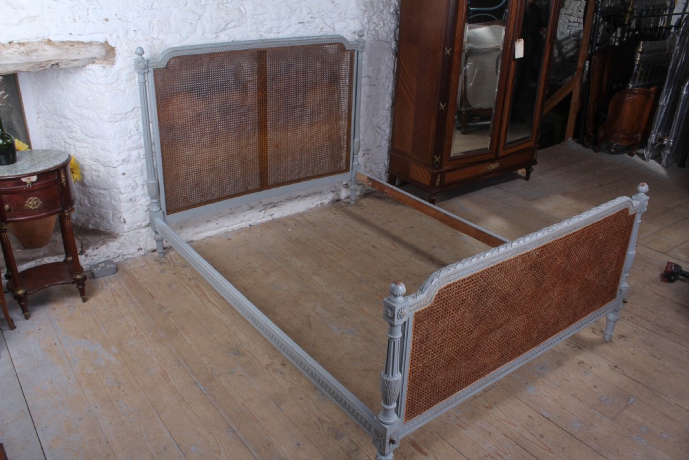 Attractive carved caned king size bed  View IX