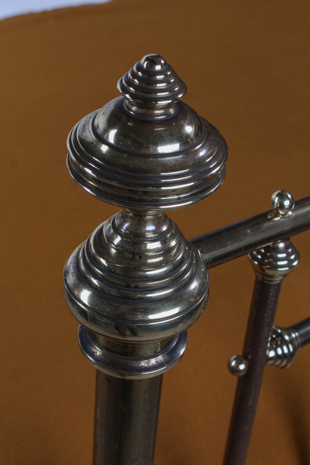 Very handsome king size all brass bed View II