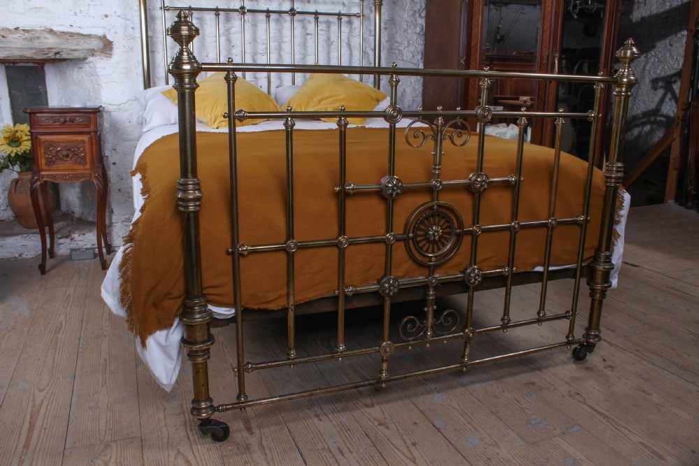 Very handsome king size all brass bed View V