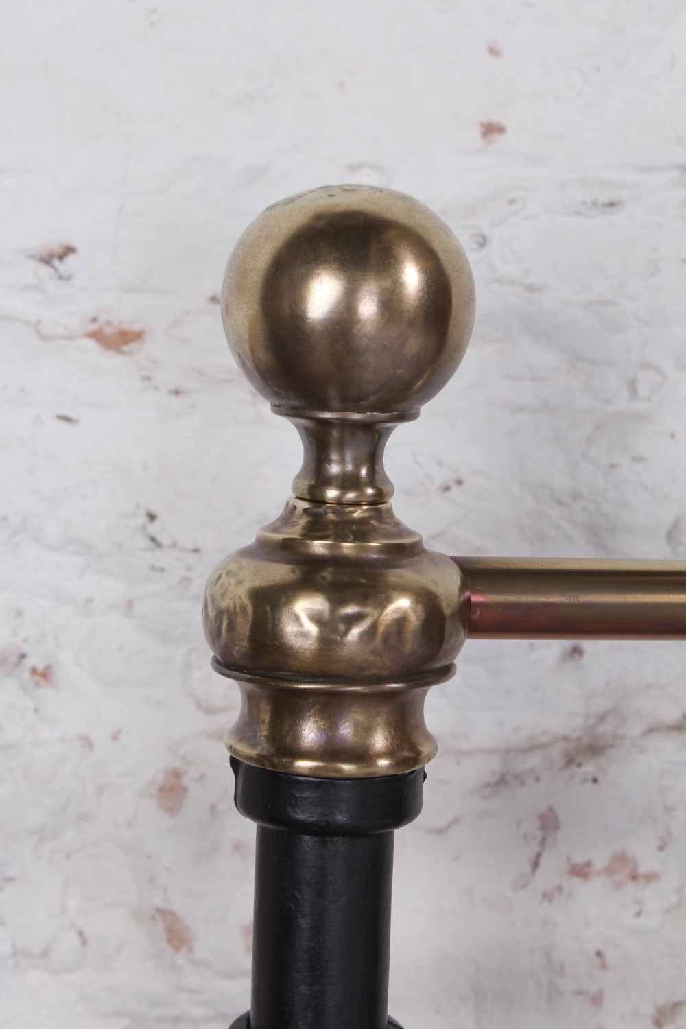 Traditional classic Victorian king size brass and iron  View III