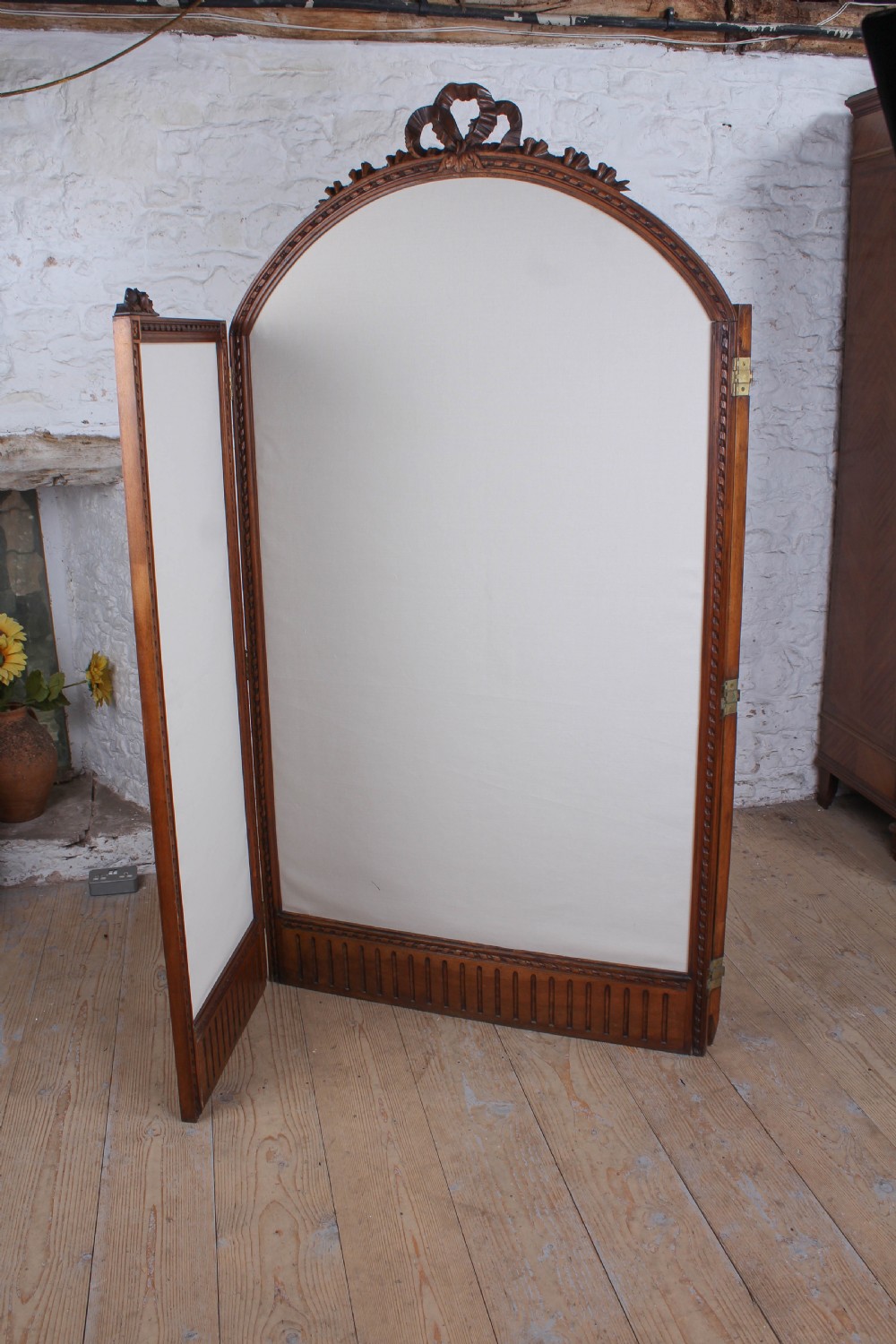 Beautiful rare carved French walnut screen View IV