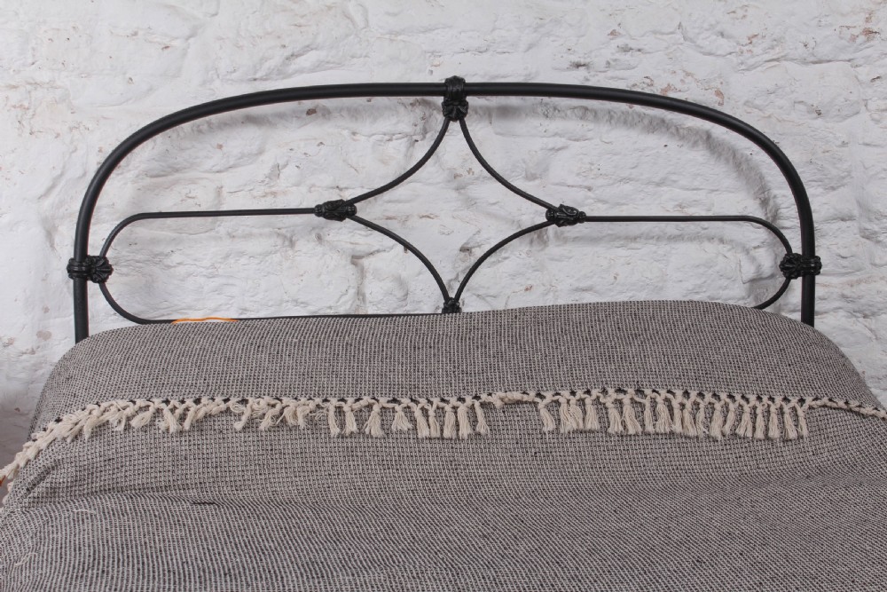 Simple Irish all iron no end double bed View II