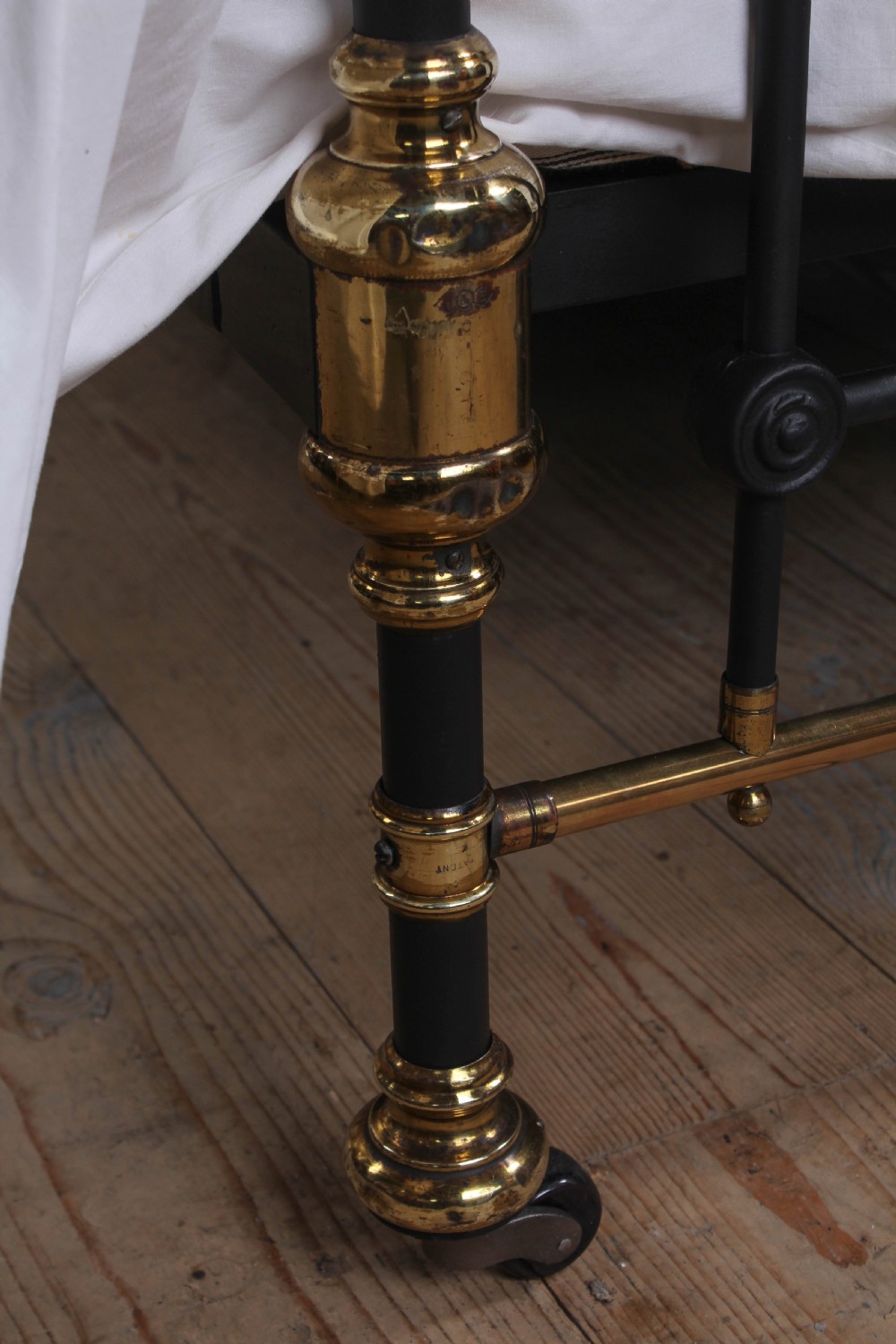 Fabulous classic Victorian black and brass king size bed View IV
